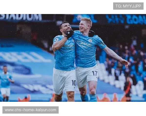 德布劳内轻巧外脚背分球如画，曼城前场组织更加高级